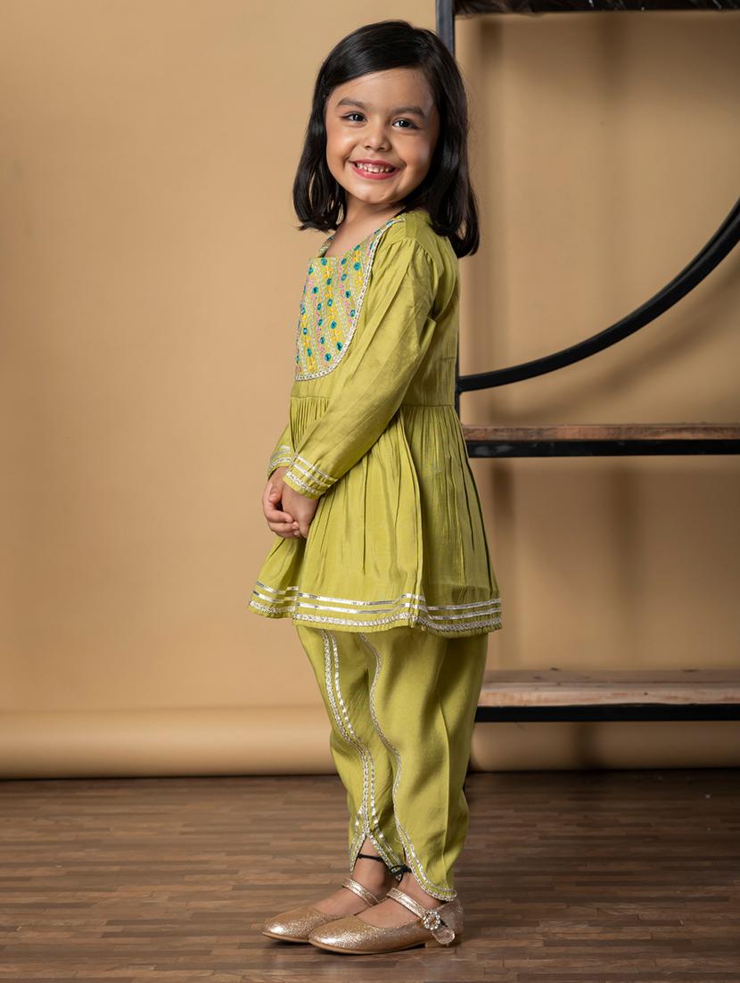 girls embroidered long sleeve kurta and pant set - 21967205 - Standard Image - 2