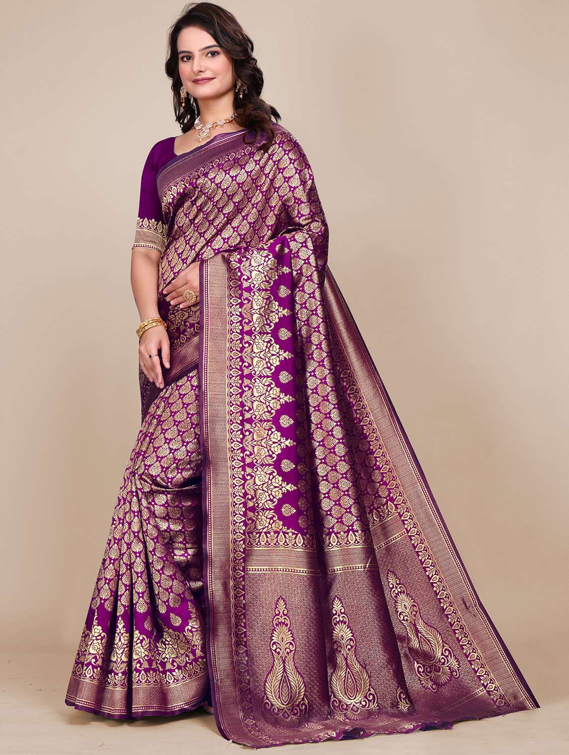 women self design banarasi saree with blouse - 21967228 - Standard Image - 2