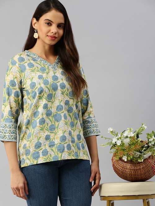 women printed three quater sleeve straigh kurti - 21967249 - Standard Image - 0