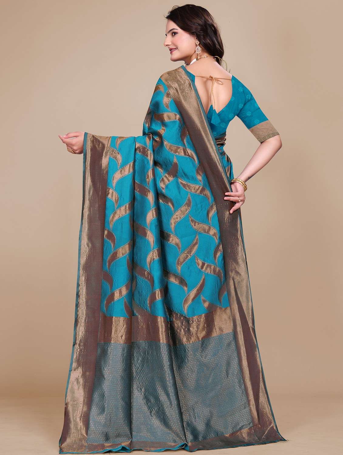 women self design banarasi saree with blouse - 21967988 - Standard Image - 2