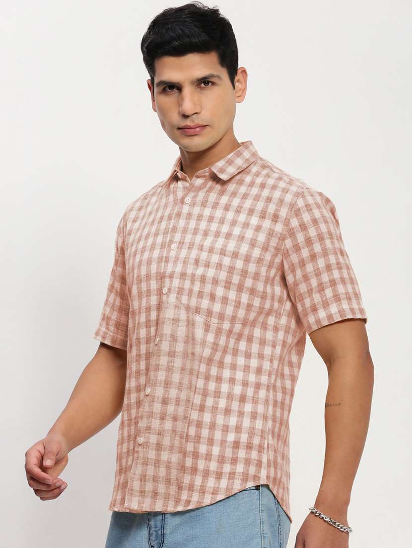 men checkered short sleeve collared casual shirt - 21968084 -  Standard Image - 2