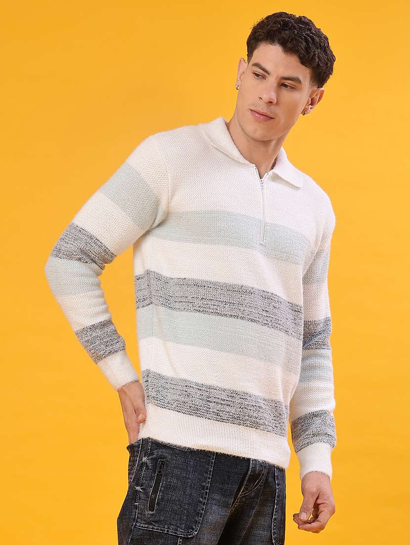 white fur pullover - 21968422 -  Standard Image - 2