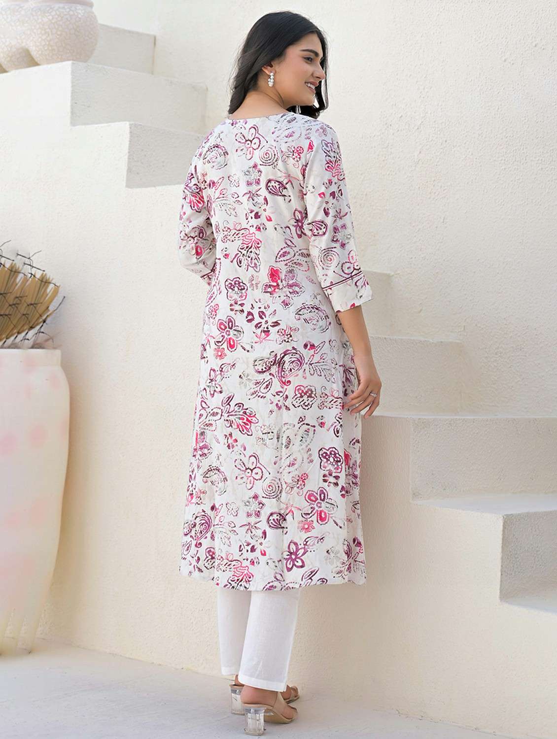 women three quarter sleeve a-line kurta - 21968510 -  Standard Image - 2