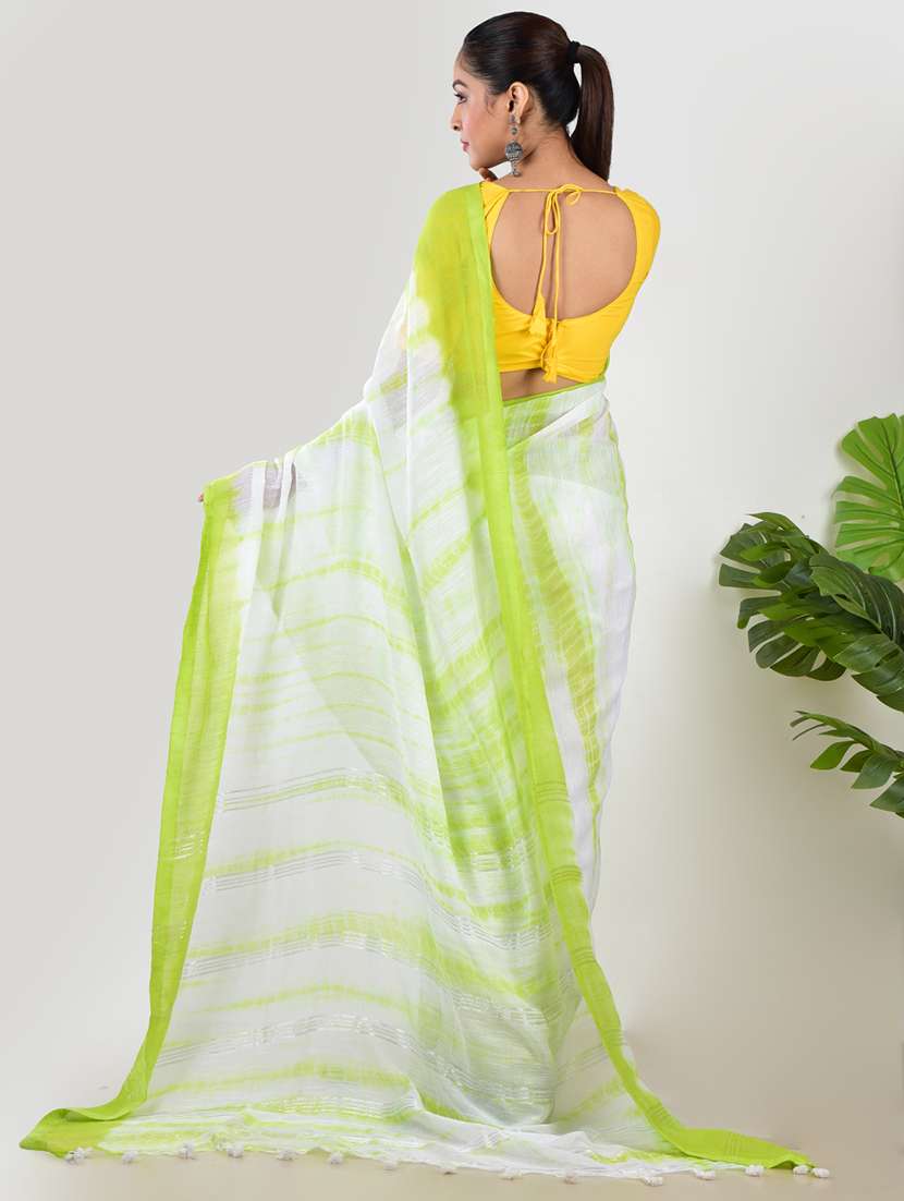 women green printed saree with blouse - 21968625 - Standard Image - 2