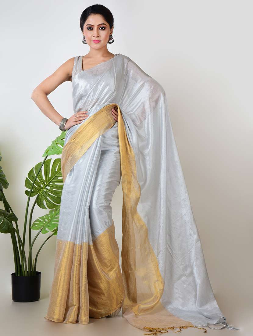 women color block printed saree with blouse