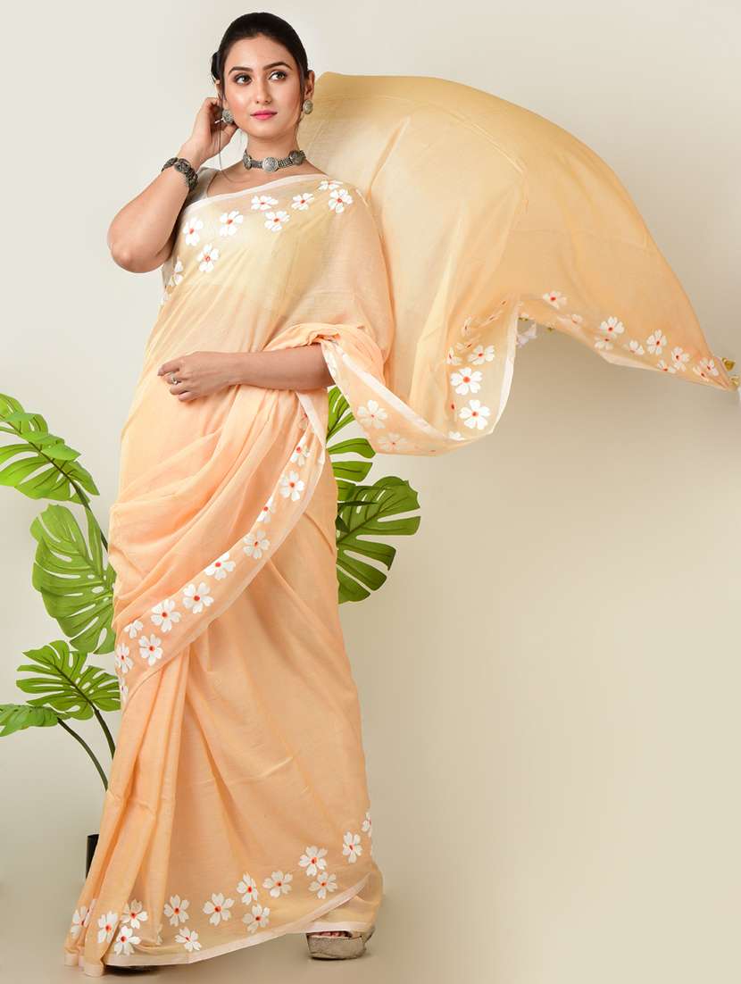 women floral bordered saree with blouse - 21968642 - Standard Image - 2