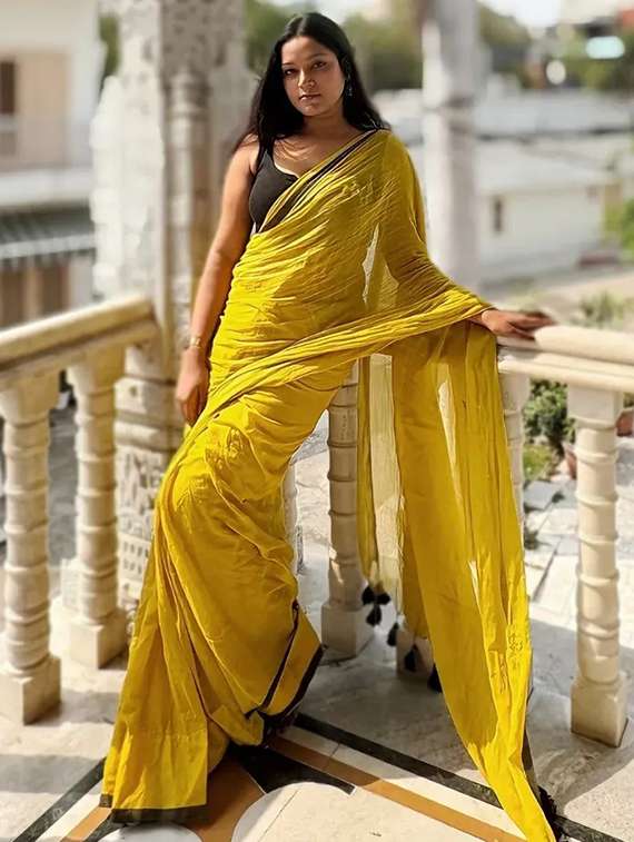 women solid plain saree with blouse