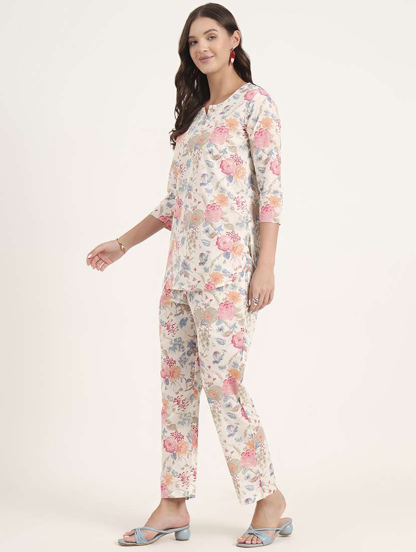 women printed notch neck co-ord set - 21969117 - Standard Image - 2