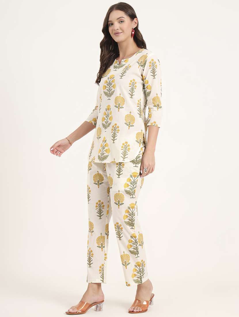 women printed notch neck co-ord set - 21969122 -  Standard Image - 2