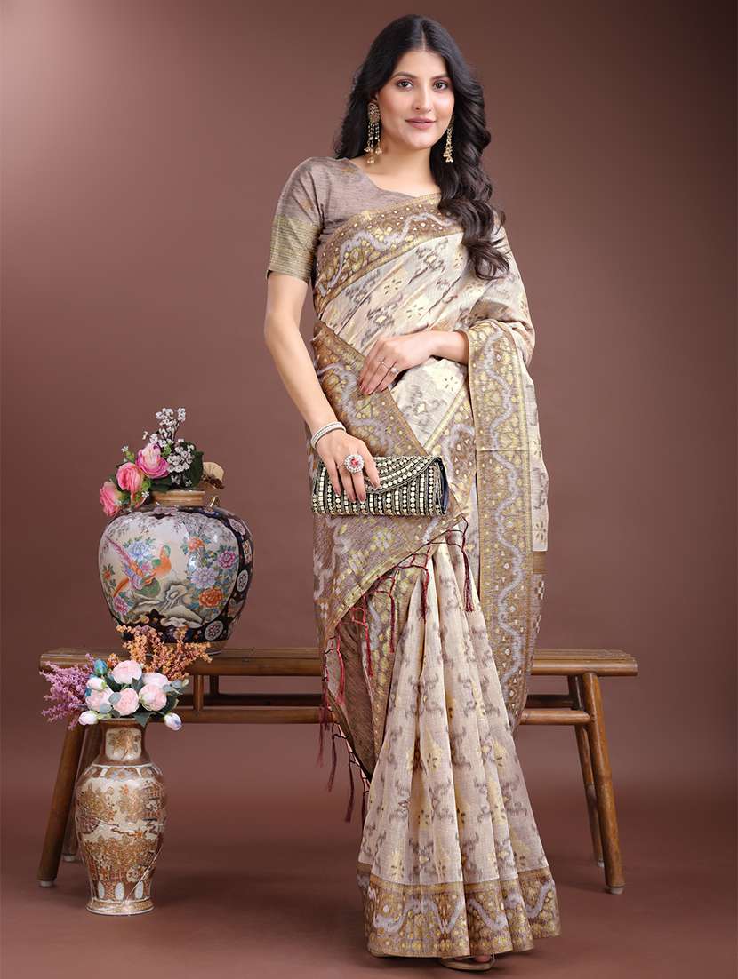 women self design bordered saree with blouse - 21969199 -  Standard Image - 2