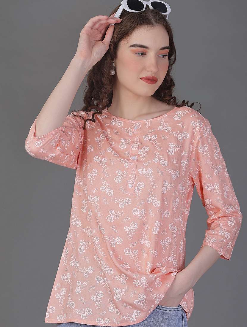 women printed three quarter sleeve kurti