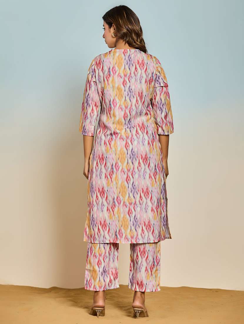 women three quarter sleeve kurta pant set - 21969647 - Standard Image - 2