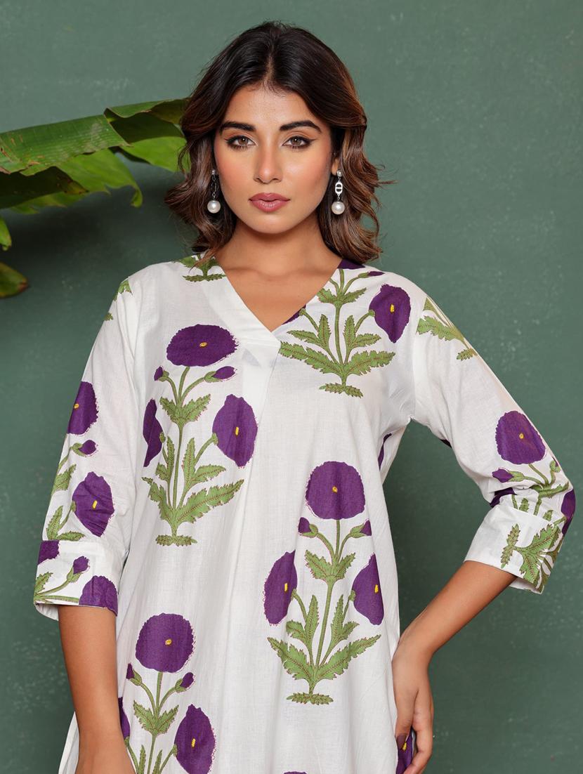 women floral three quarter sleeve kurta pant set - 21969788 - Standard Image - 2