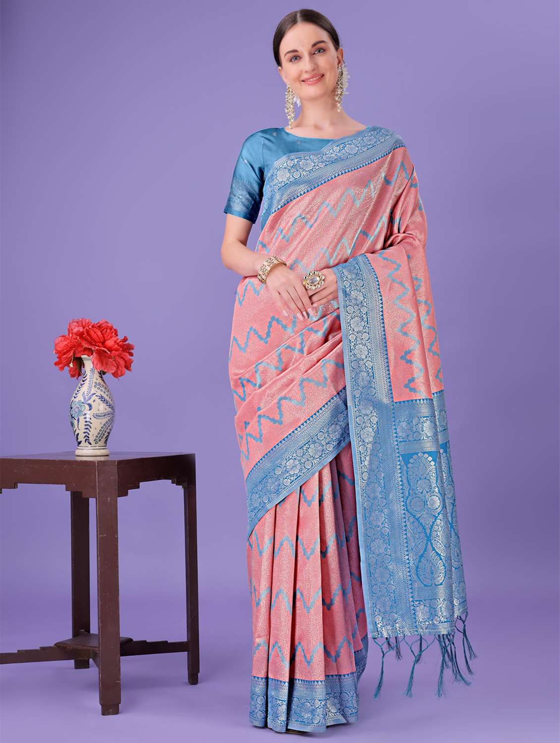 women self design banarasi saree with blouse - 21969854 -  Zoom Image - 0
