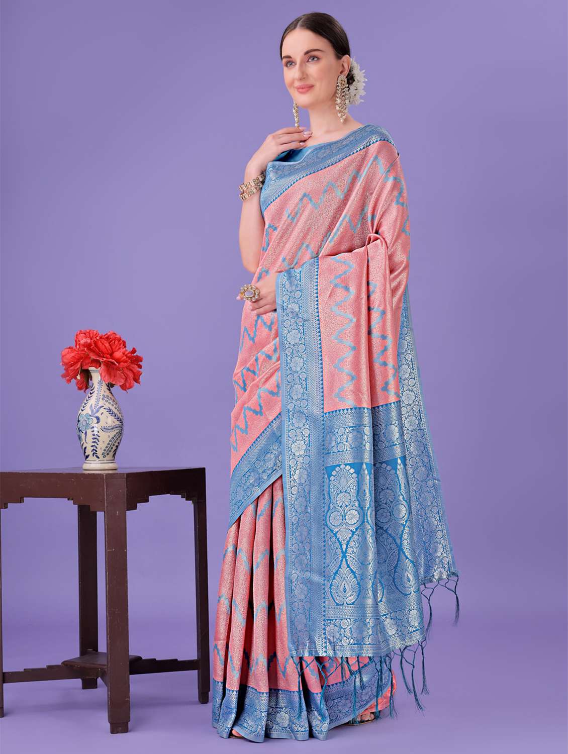 women self design banarasi saree with blouse - 21969854 - Standard Image - 2