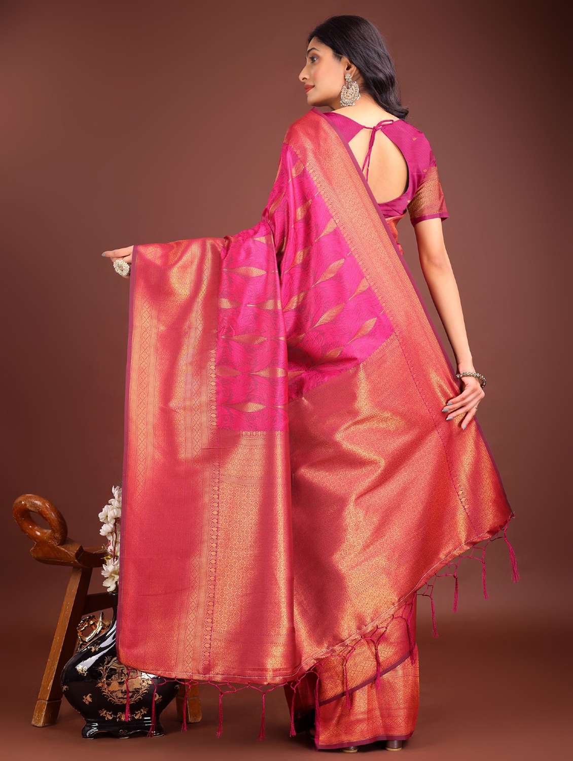 women self design banarasi saree with blouse - 21969913 -  Standard Image - 2