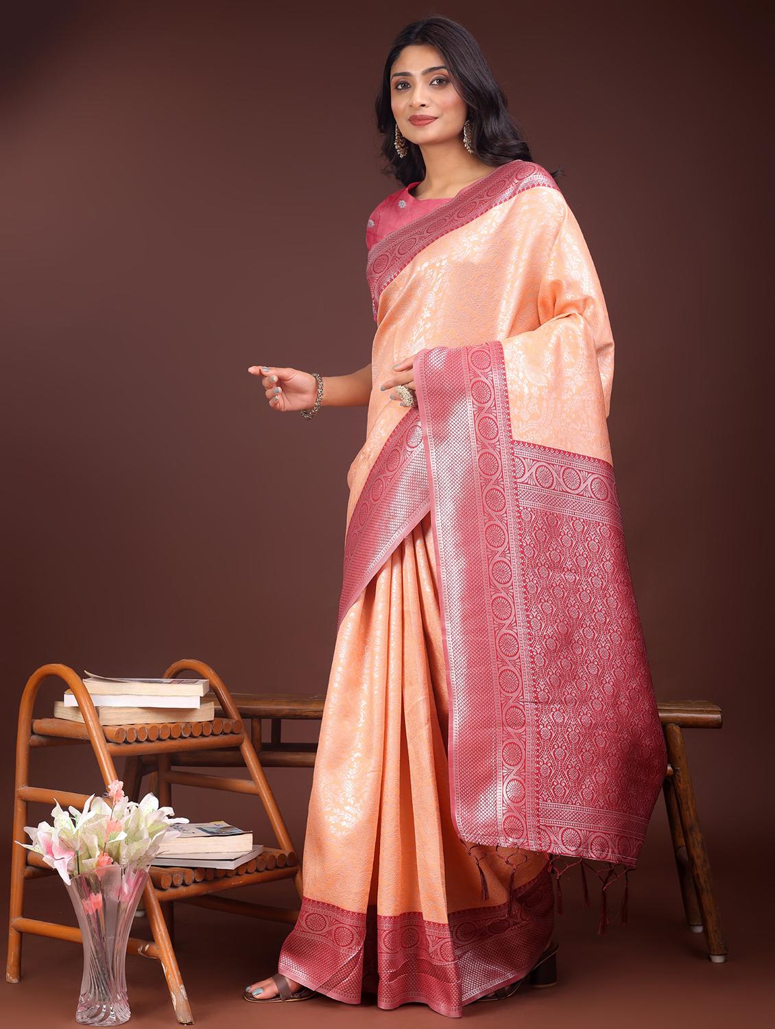 women self design bordered saree with blouse - 21969917 - Standard Image - 2