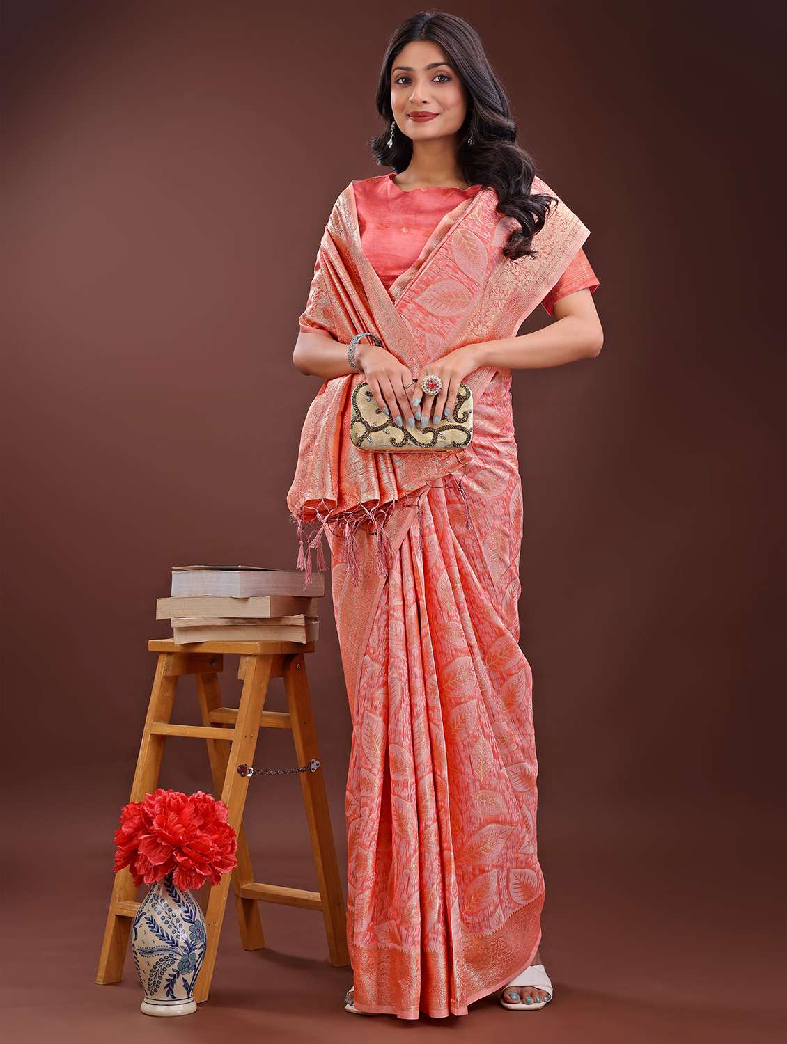 women self design banarasi saree with blouse - 21969951 -  Standard Image - 2