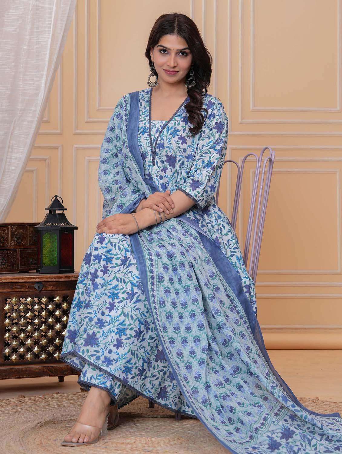 women three quarter sleeve kurta pant with dupatta set - 21969969 -  Standard Image - 2