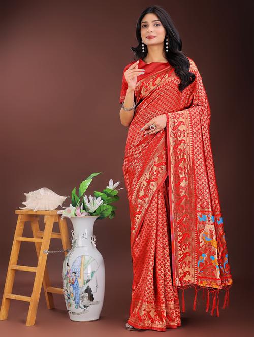 women self design paithani saree with blouse - 21969983 - Standard Image - 0