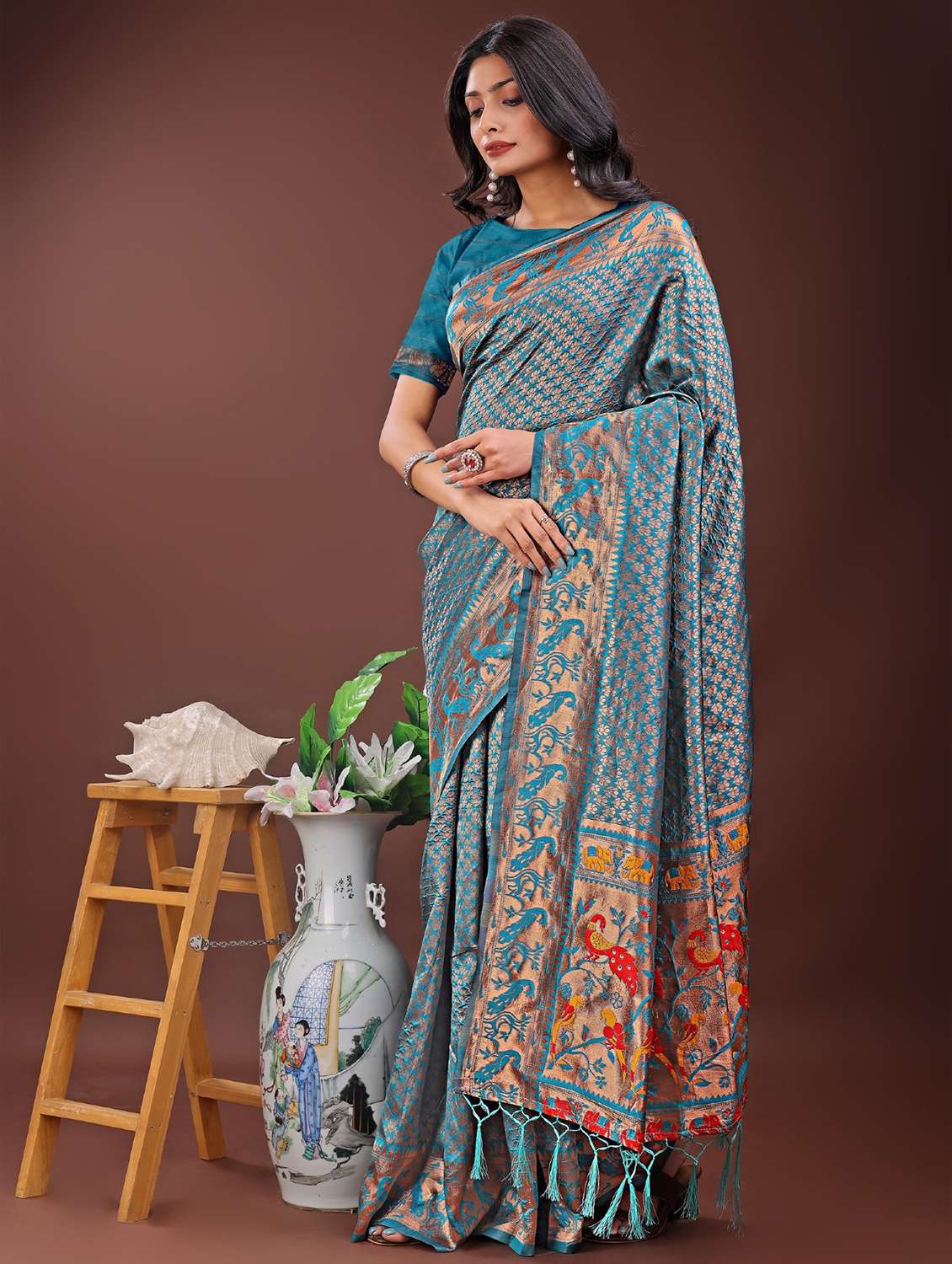 women self design paithani saree with blouse - 21969986 -  Standard Image - 2