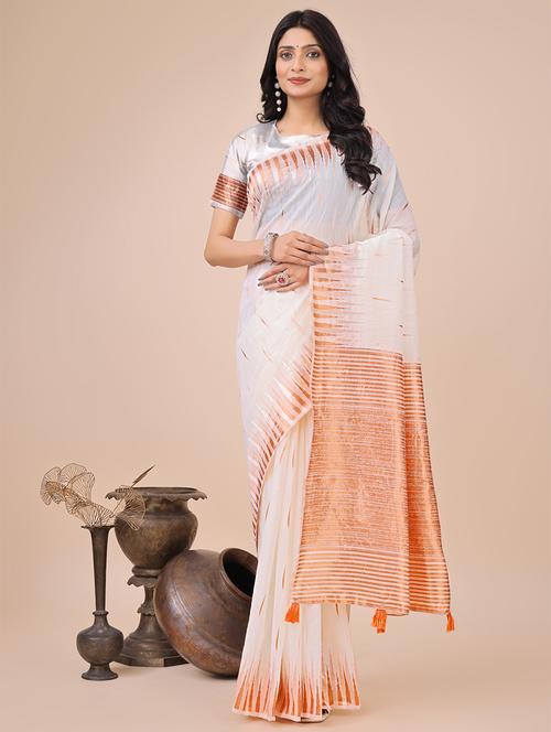 women self design bordered saree with blouse - 21970131 -  Standard Image - 0