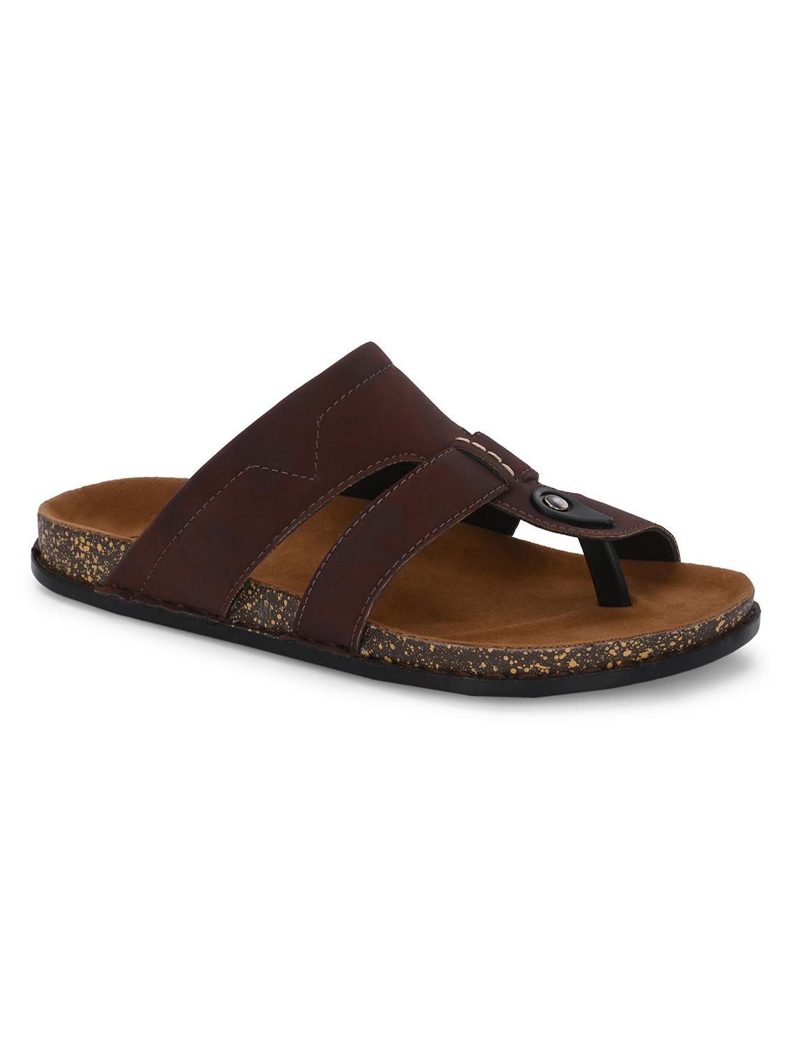men solid toe separator sandal - 21970428 - Standard Image - 2