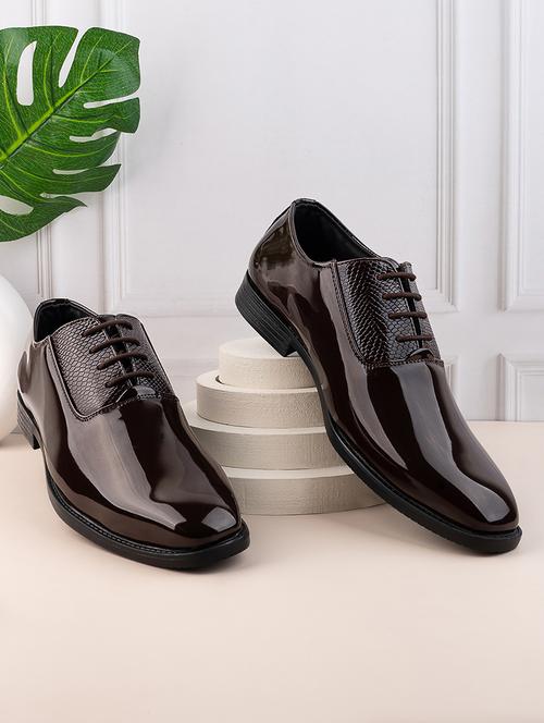 men brown lace up oxford - 21970917 -  Standard Image - 0