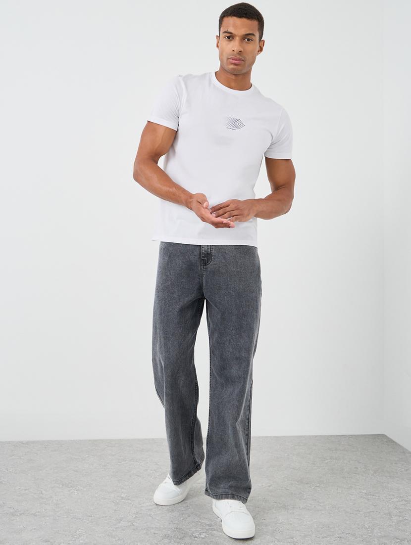 men washed mid rise straight fit jeans - 21970944 - Standard Image - 2