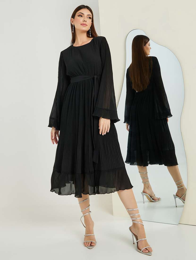 women solid bell sleeve fit & flare dress