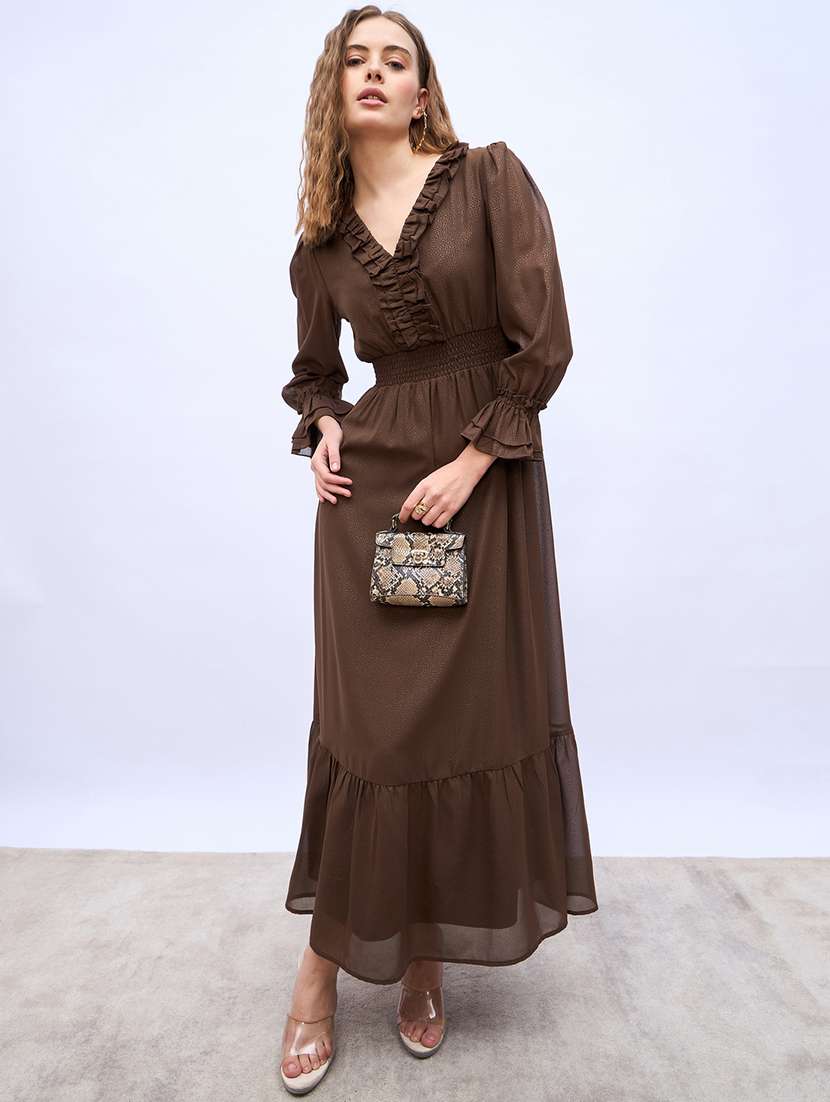 women solid  puff sleeve tiered maxi dress