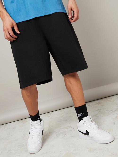 men solid mid rise loose fit short - 21971518 - Standard Image - 0