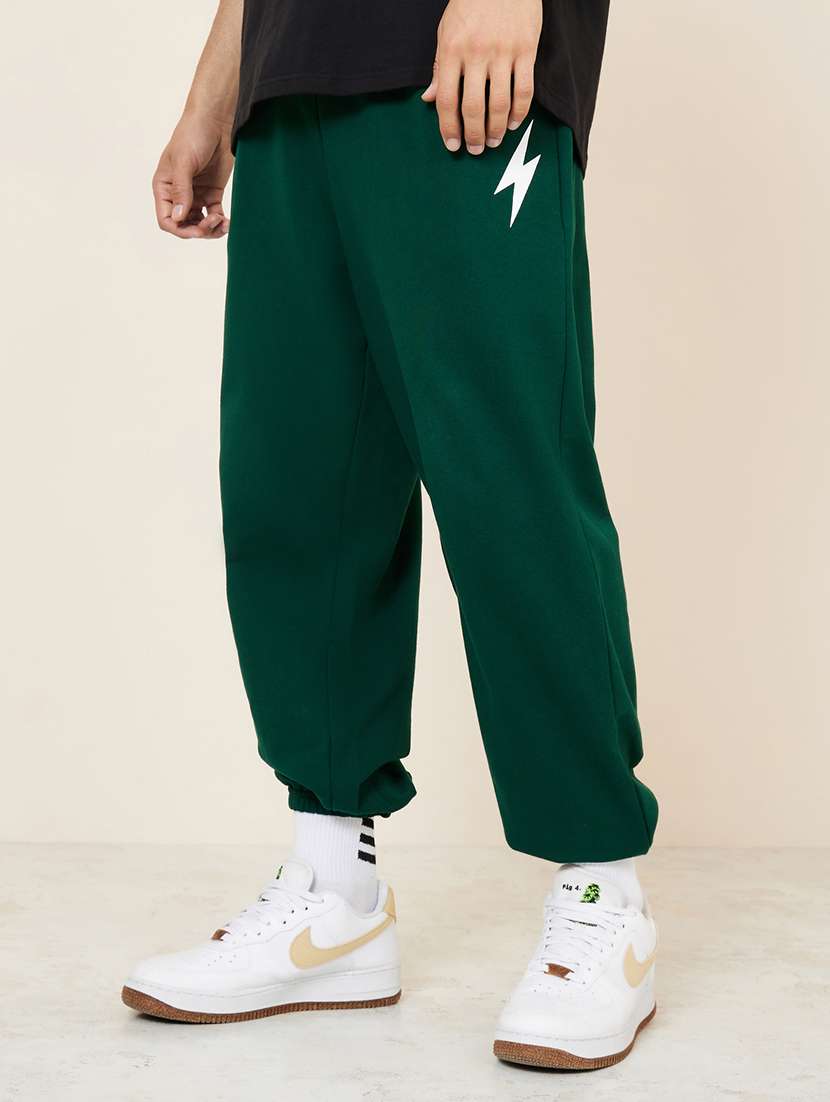 men solid mid rise relaxed fit jogger - 21971570 -  Standard Image - 2