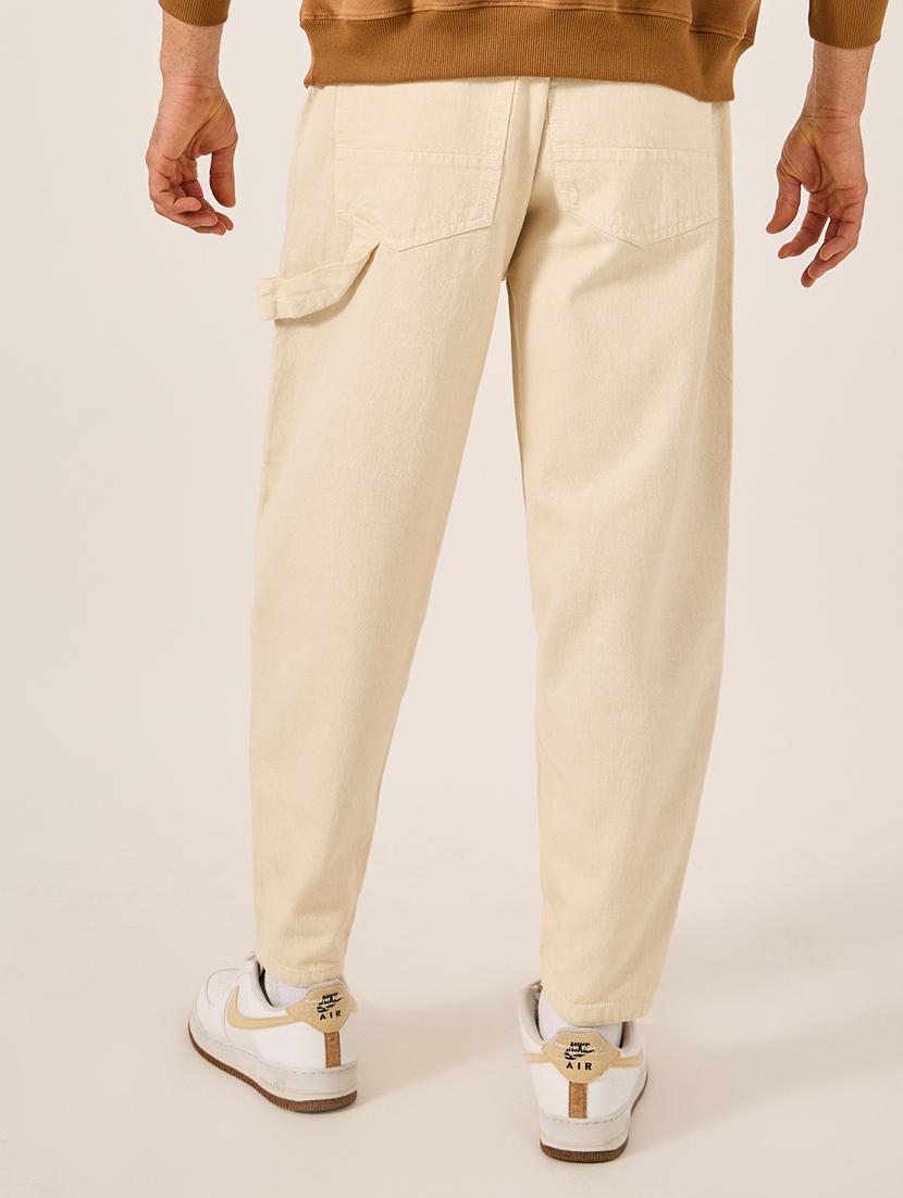 men cream solid mid rise relaxed fit jeans - 21971593 - Standard Image - 2