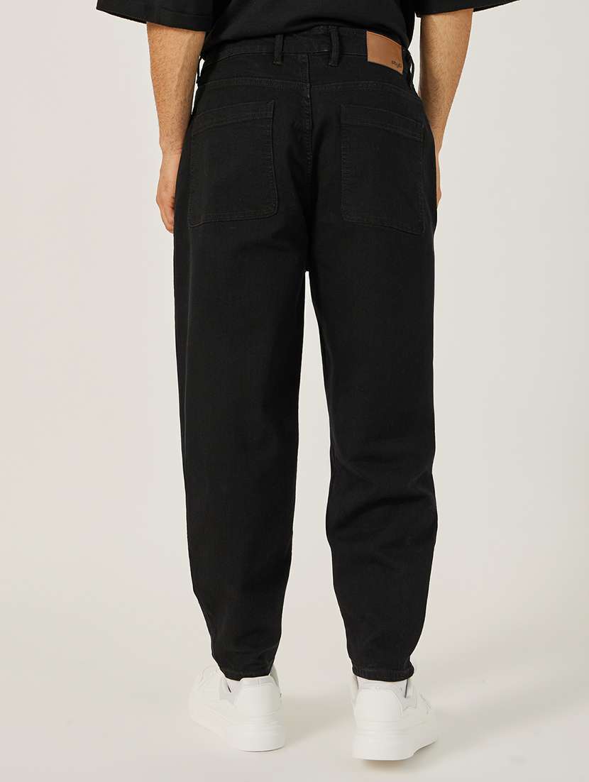 men plain mid rise full length relaxed fit jeans - 21971609 - Standard Image - 2
