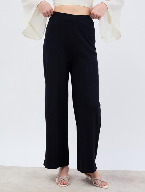 women black solid stright fit trouser - 21971650 - Standard Image - 0