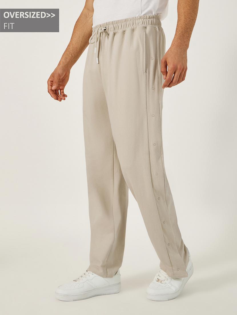 men solid mid rise loose fit full length track pant