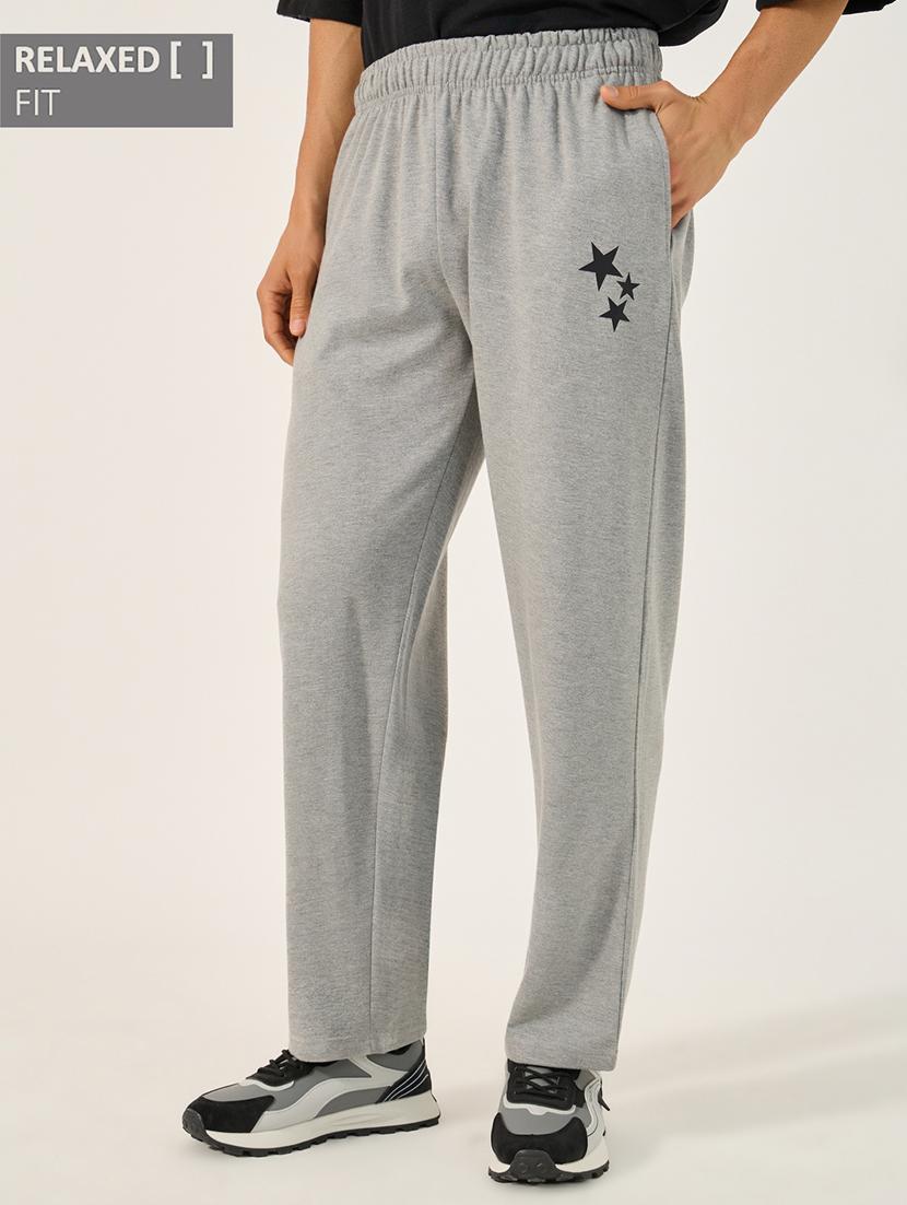 men grey printed relaxed fit track pant