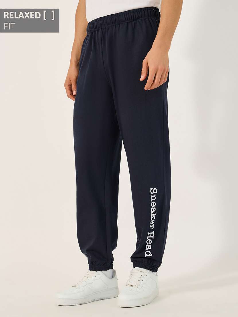 men printed mid rise relaxed fit jogger