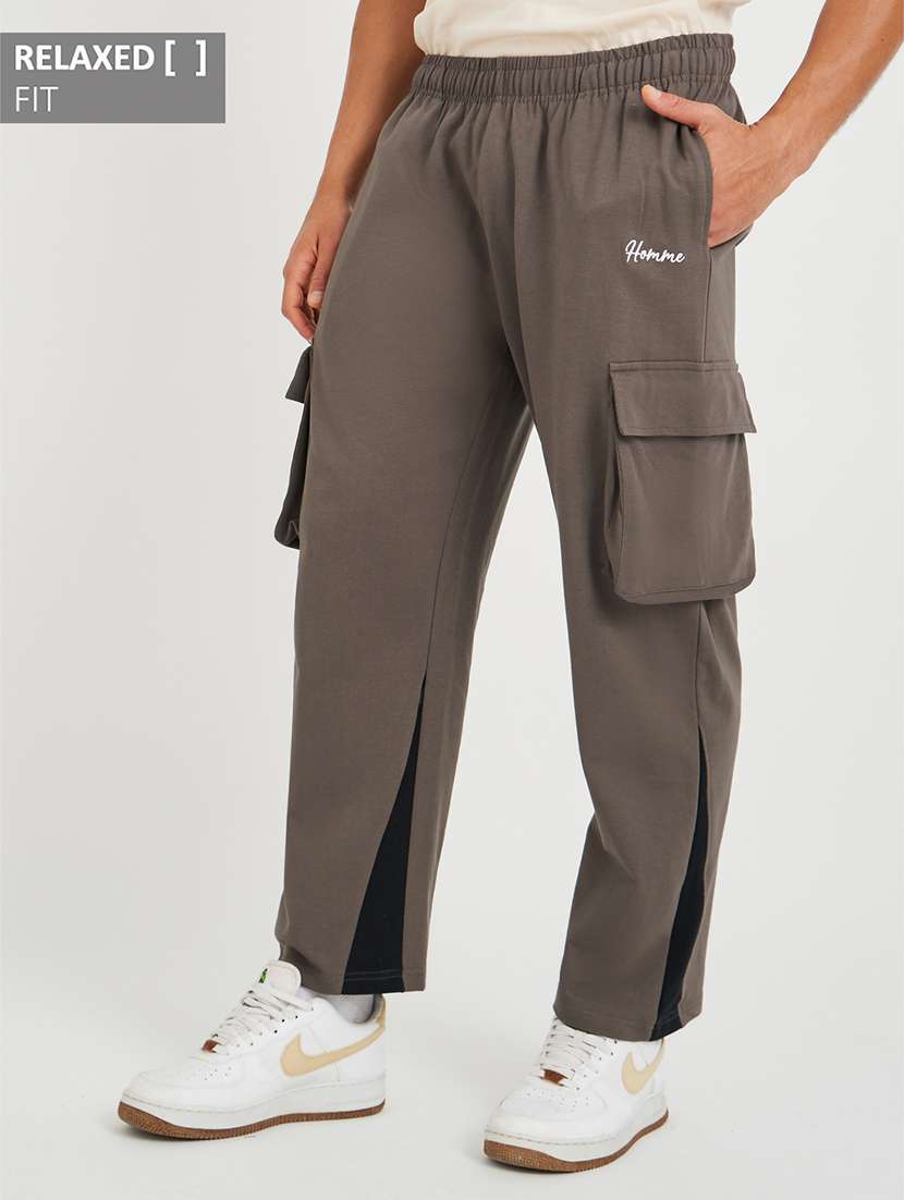 men solid mid rise relaxed fit cargo