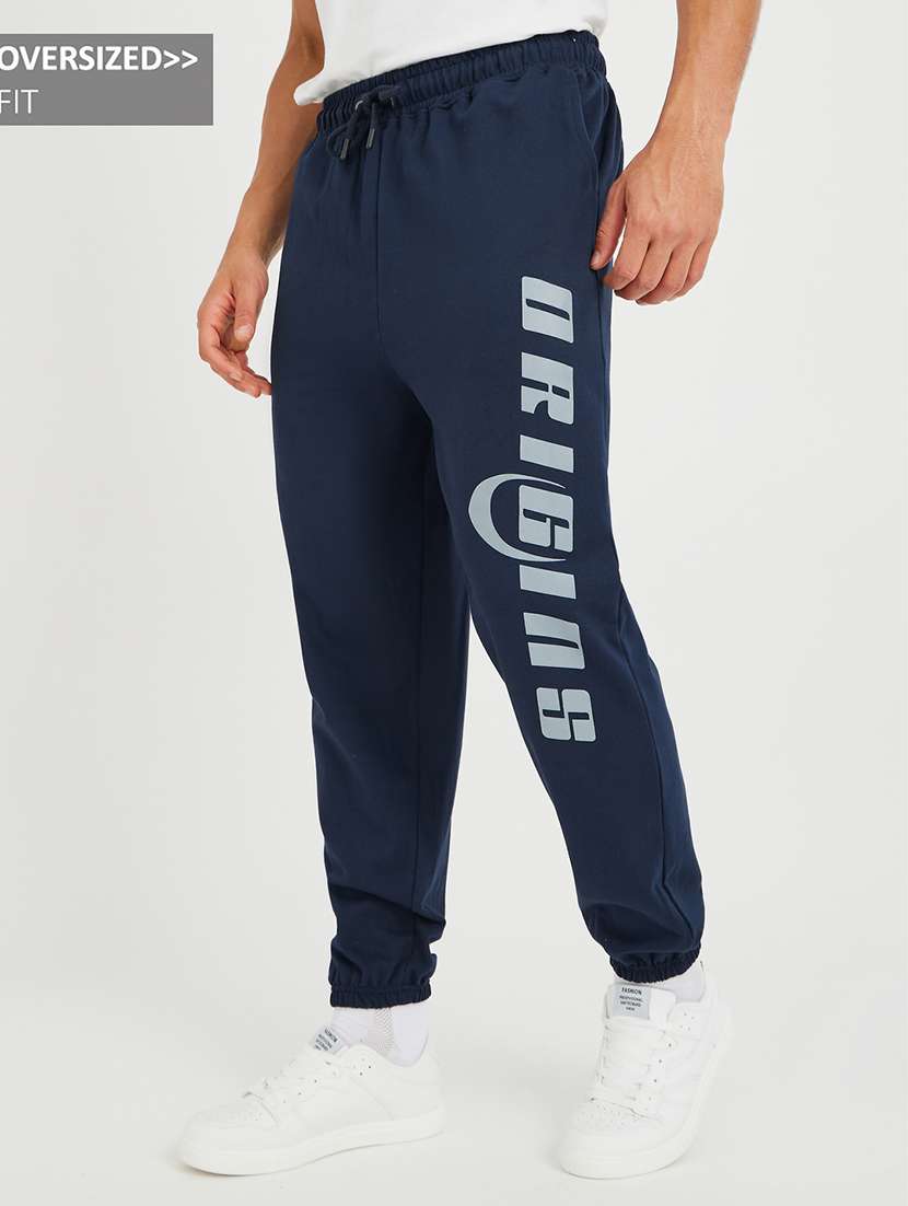men printed mid rise relaxed fit jogger