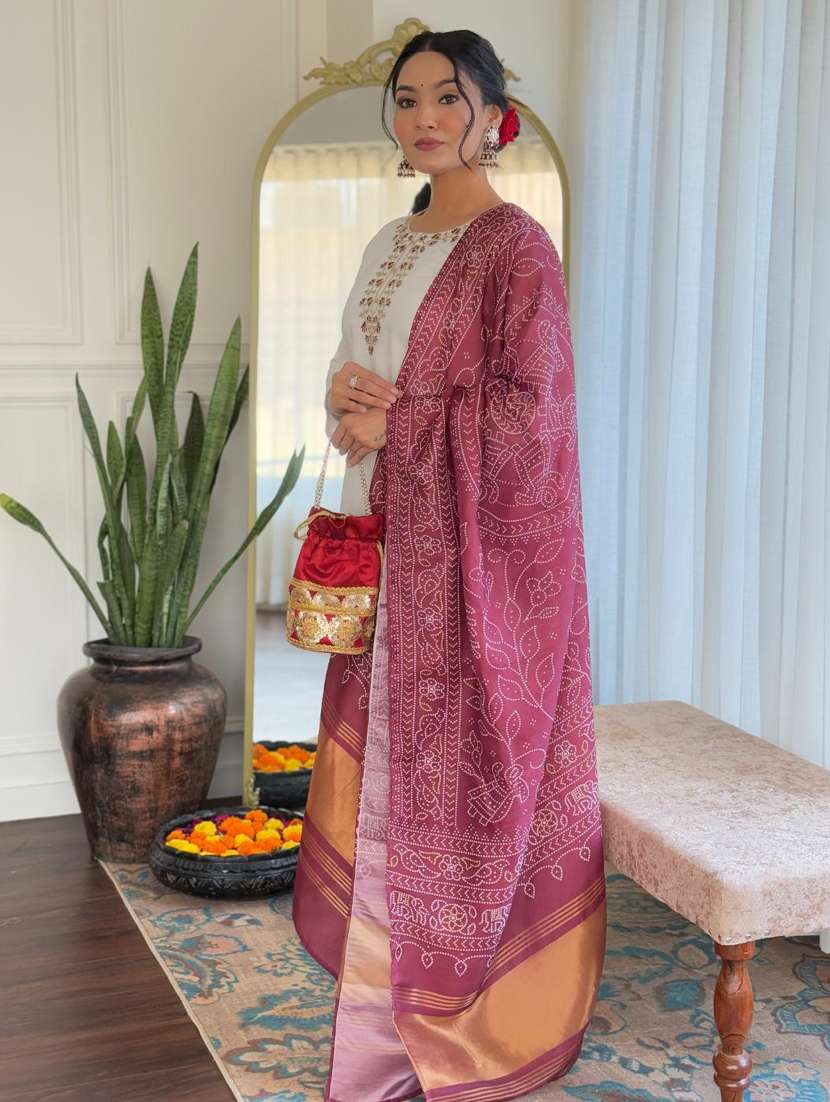 women three quarter sleeve kurta pant with dupatta set - 21972534 - Standard Image - 2