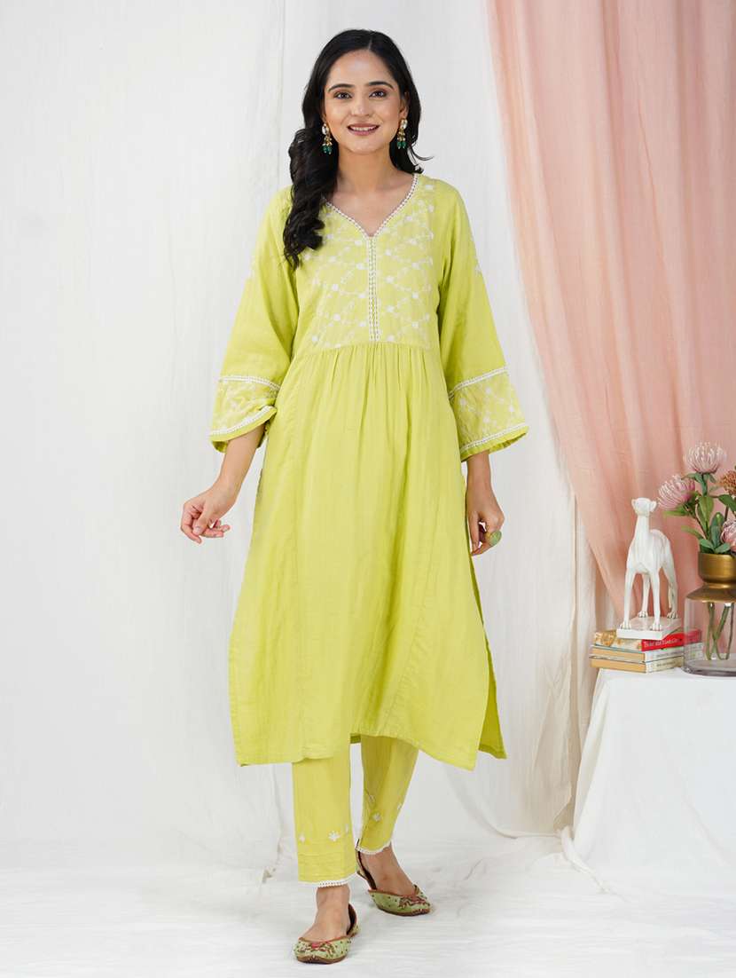 women solid with work three quarter sleeve a-line kurta