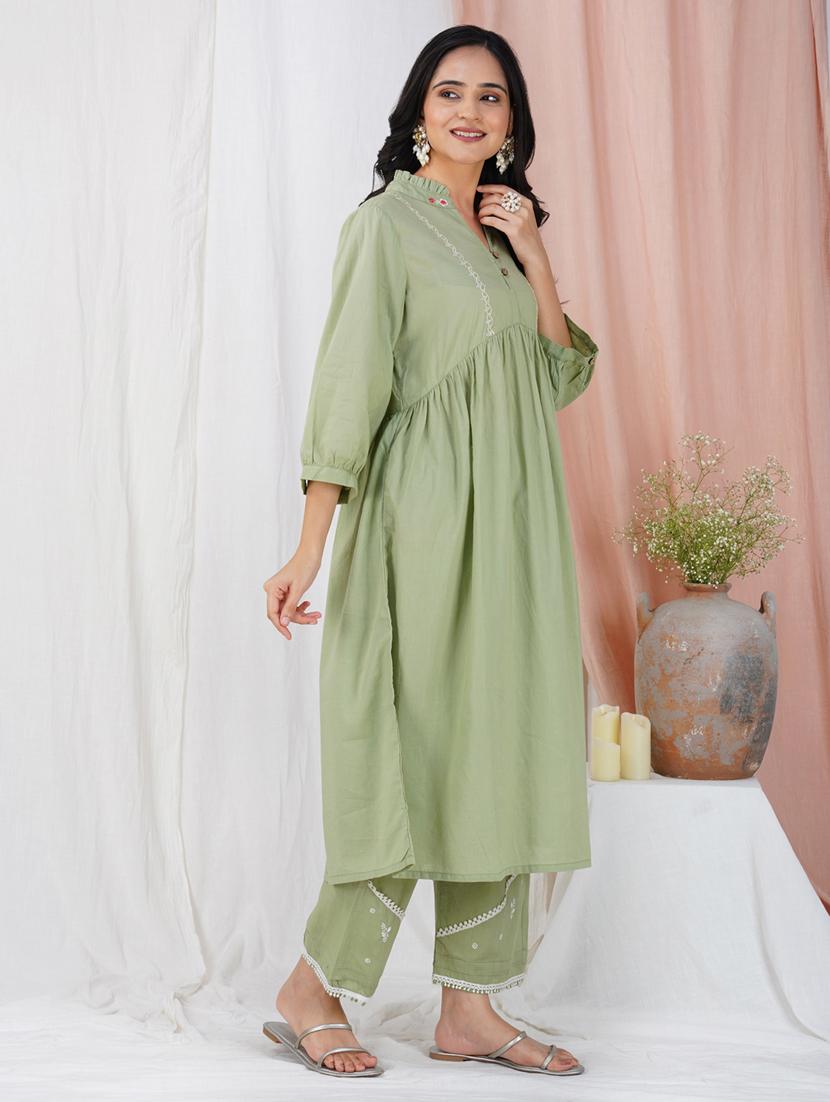 women solid with work three quarter sleeve a-line kurta - 21974945 - Standard Image - 2