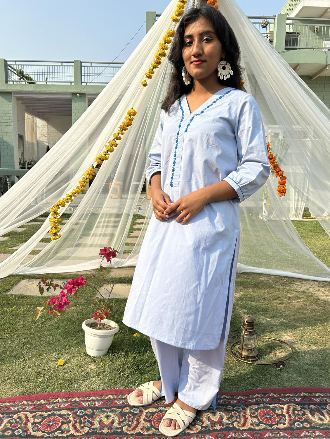 women solid with work three quarter sleeve a-line kurta - 21974955 - Standard Image - 2