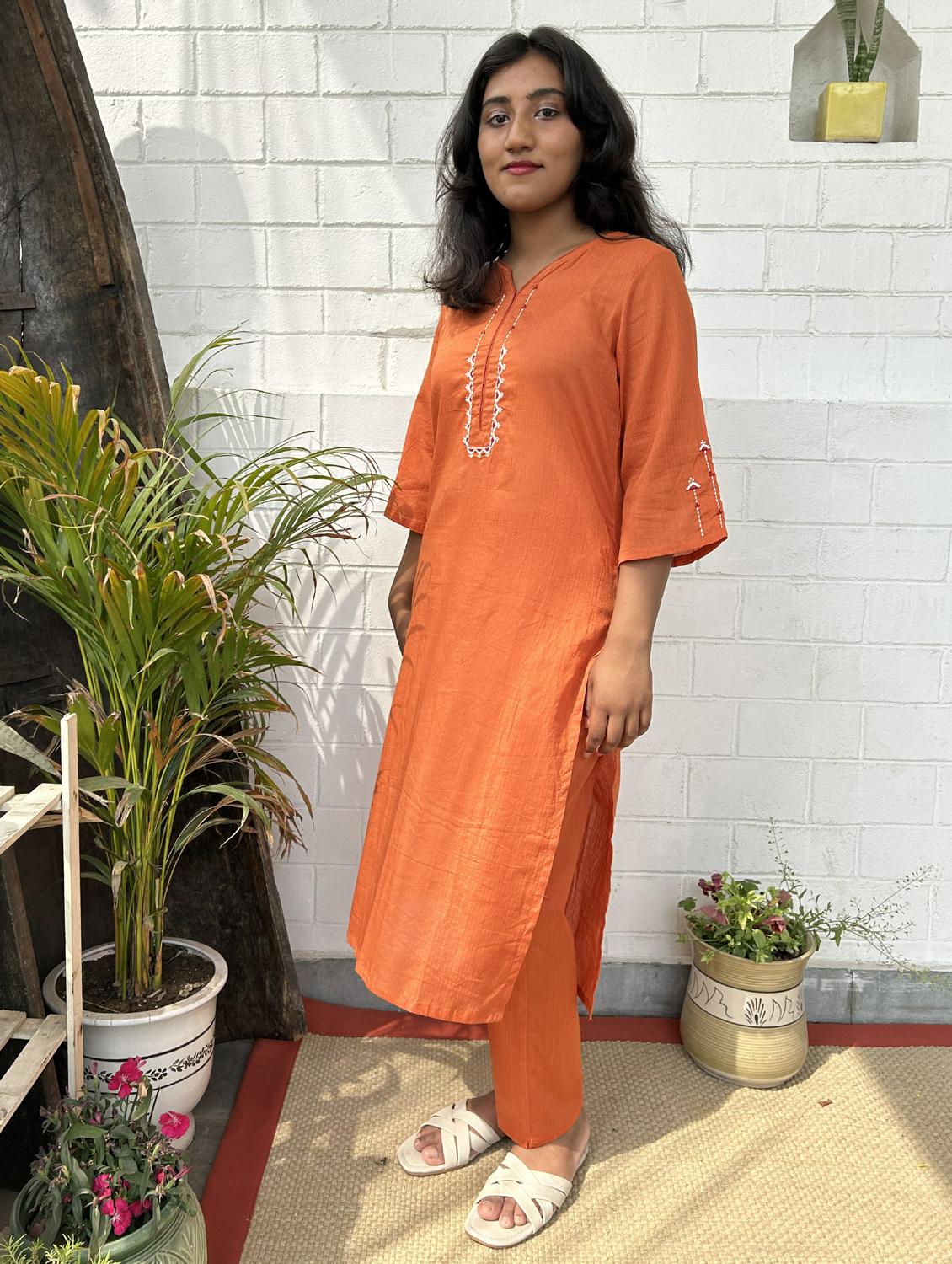 women striped three quarter sleeve a-line kurta - 21974956 - Standard Image - 2