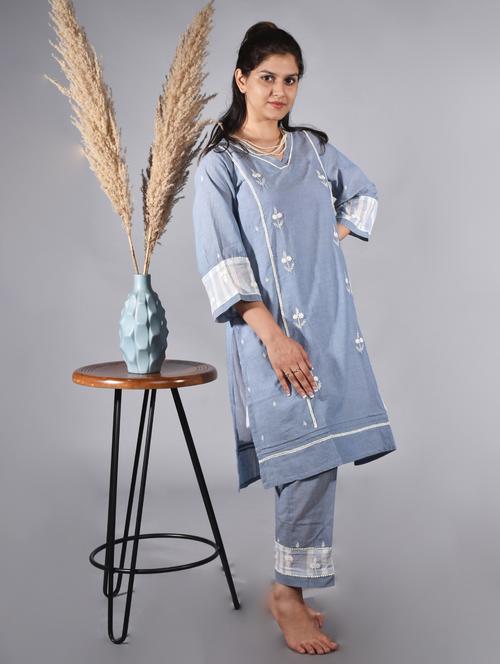 women solid with work three quarter sleeve a-line kurta - 21974961 - Standard Image - 0