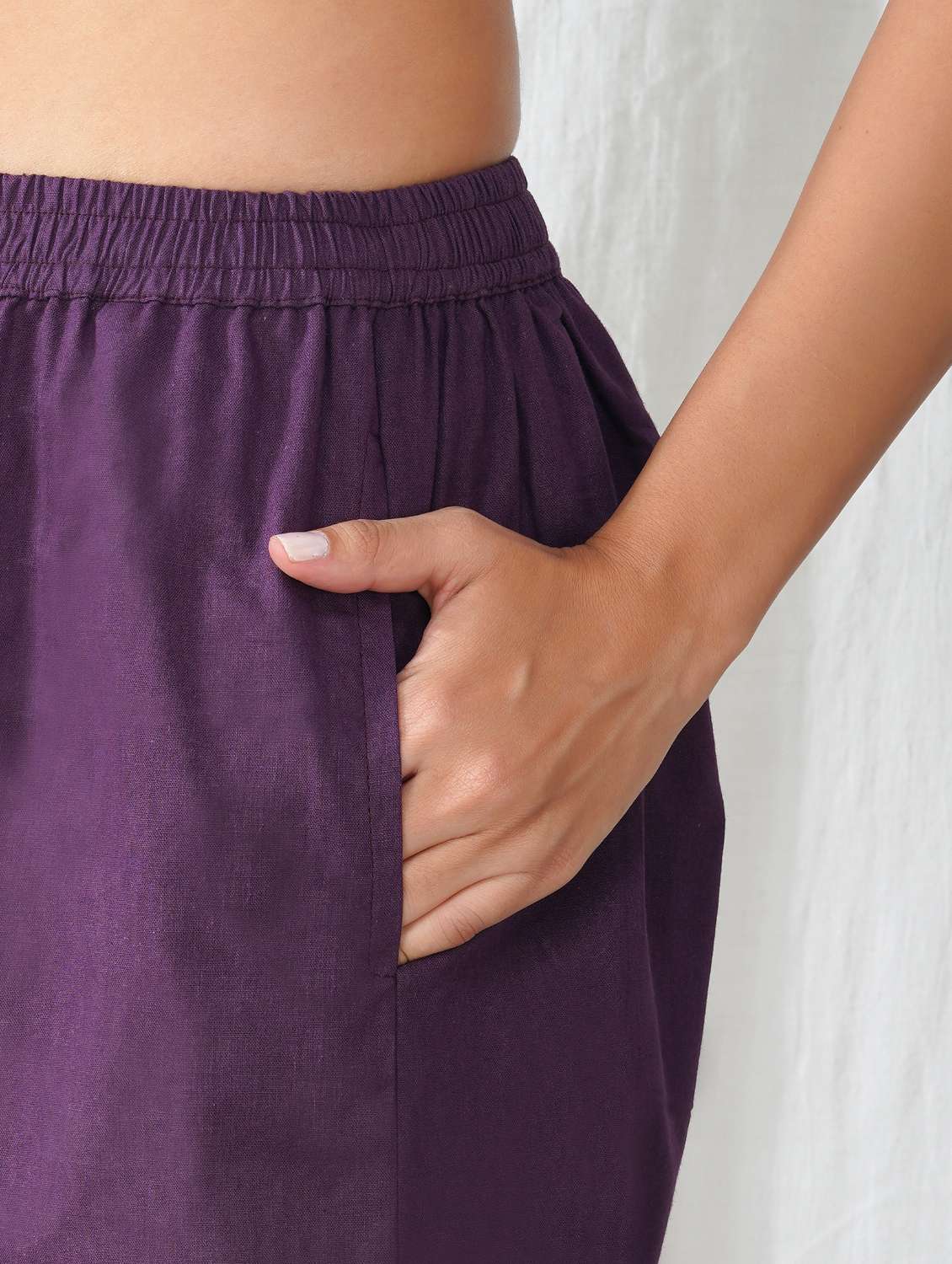 women solid mid rise ankle length tapered pant - 21975050 -  Standard Image - 2