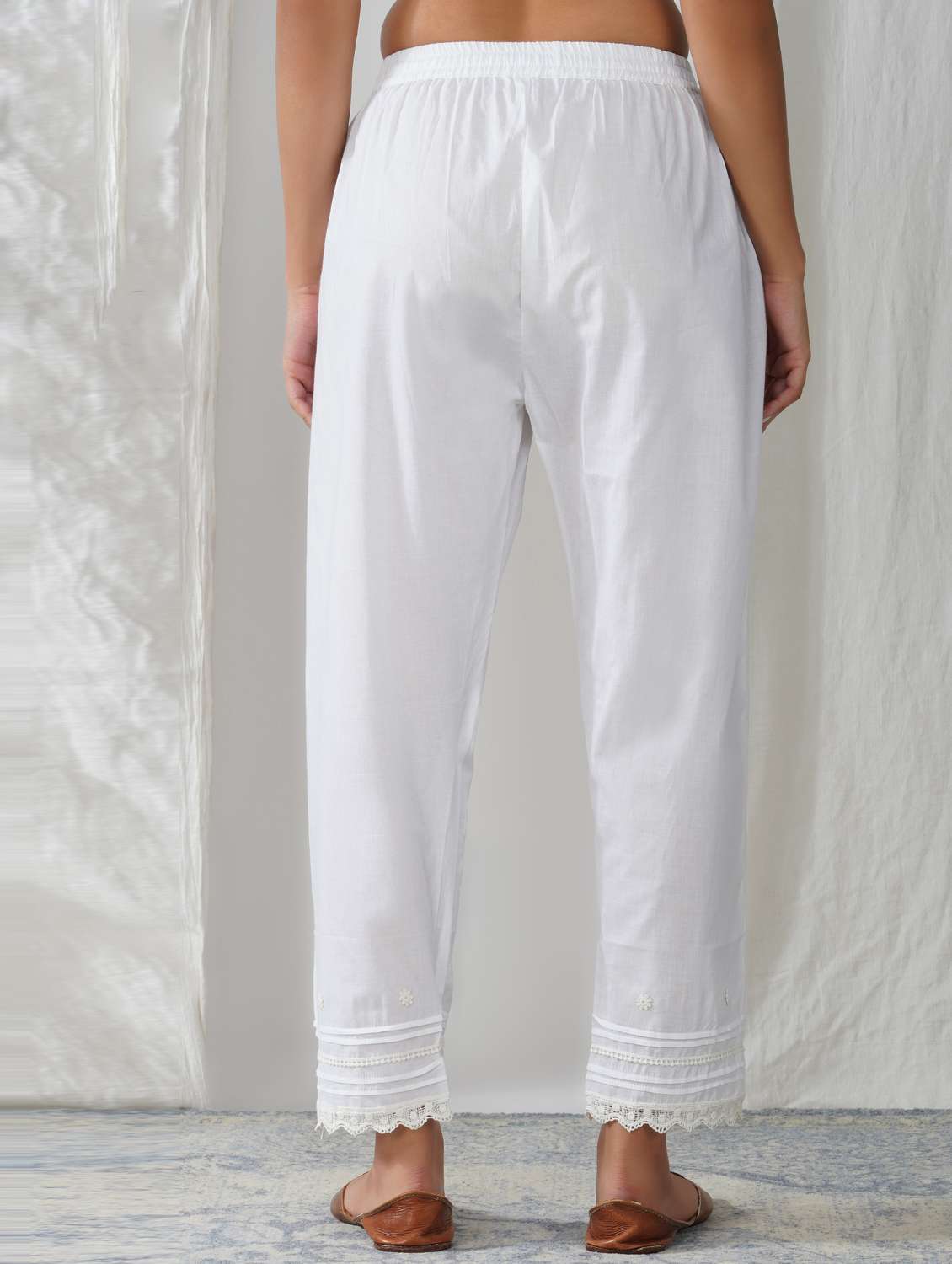 women solid mid rise ankle length tapered pant - 21975053 - Standard Image - 2