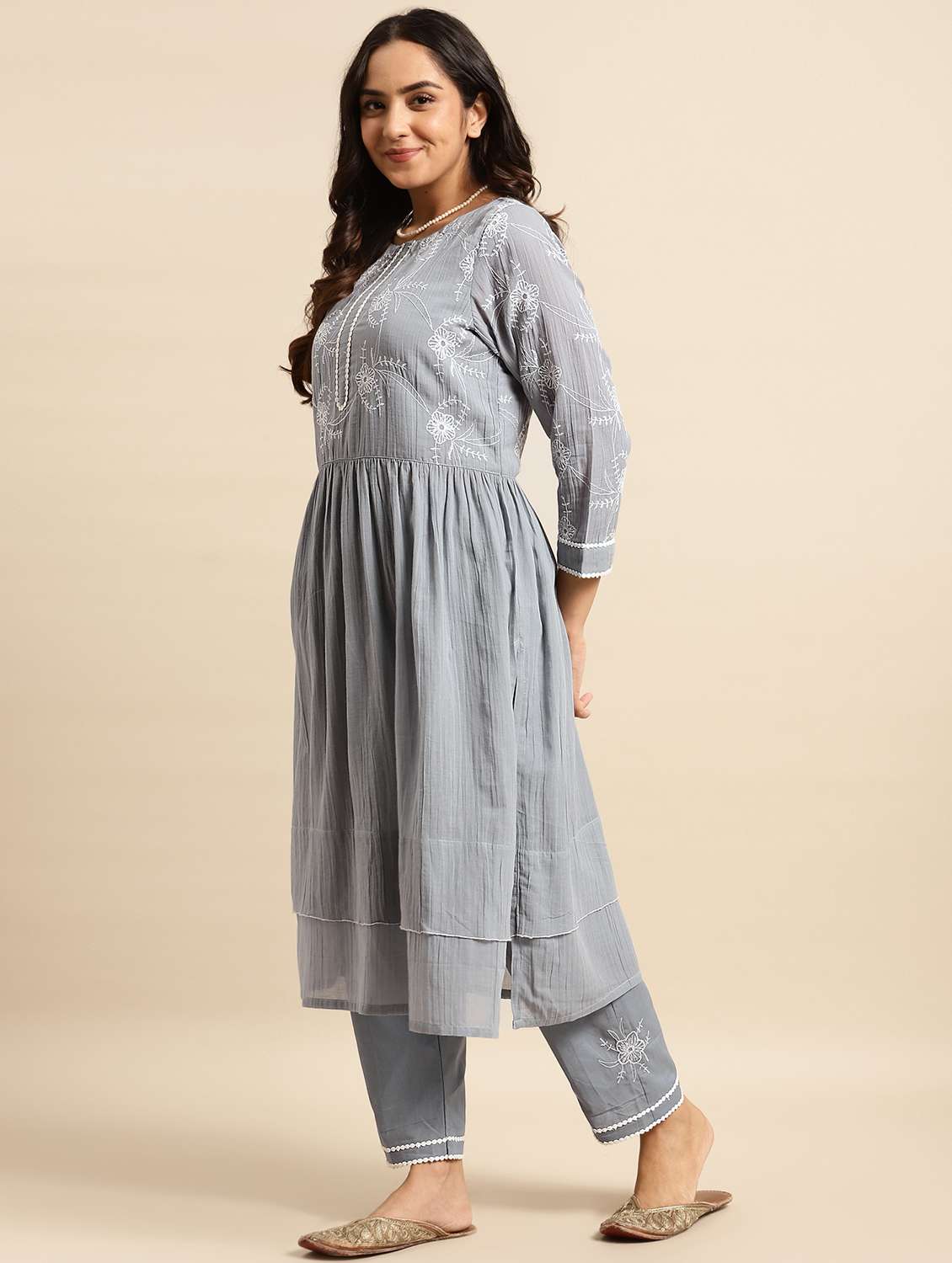 women three quarter sleeve kurta pant with dupatta set - 21975118 -  Standard Image - 2